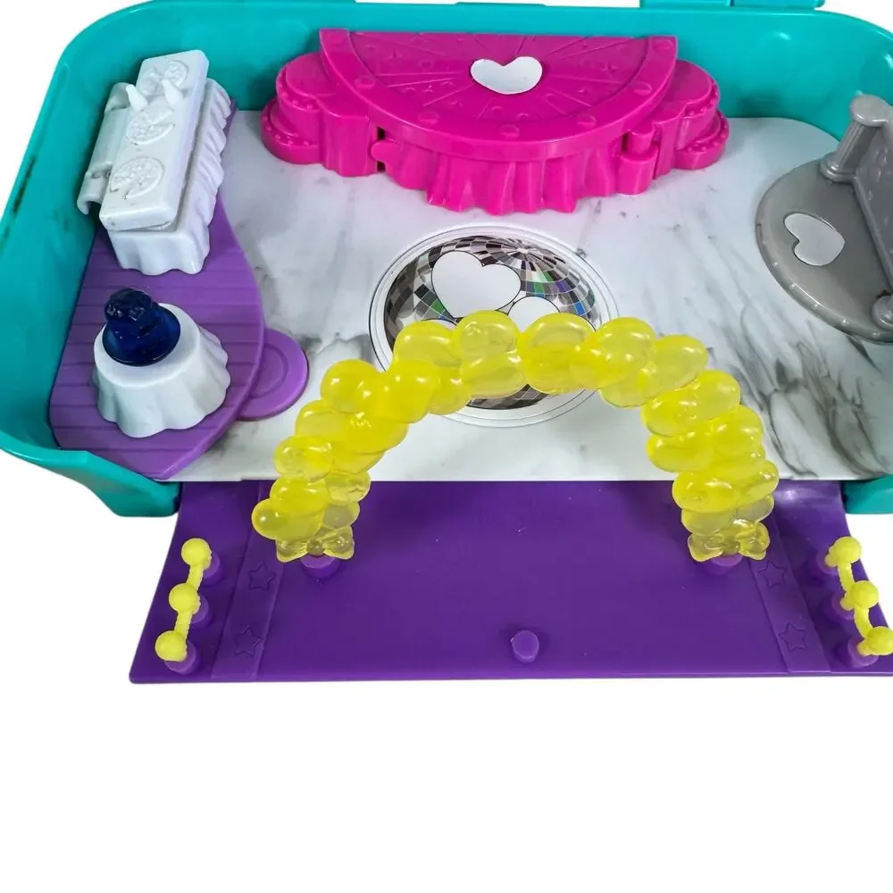 Polly Pocket‎ 2017 Hidden Places Dance-Par-taay! Playset